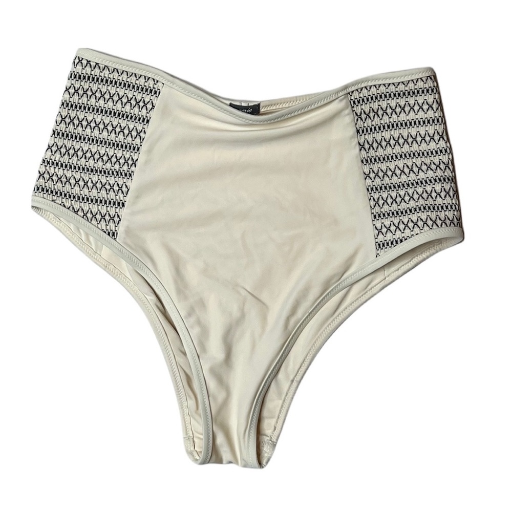 EUC American Eagle Outfitters high rise bikini bottoms